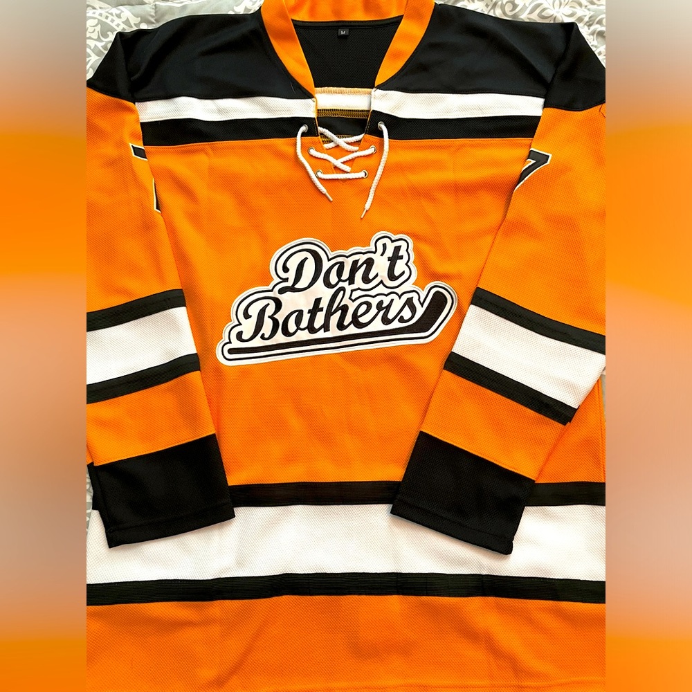 Disney - The Mighty Ducks “Don’t Bothers” hockey Jersey - size M